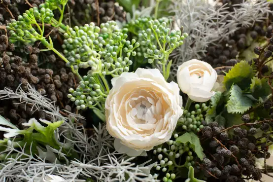 Droogbloemen online bestellen met takken en verse bloemen in een mix